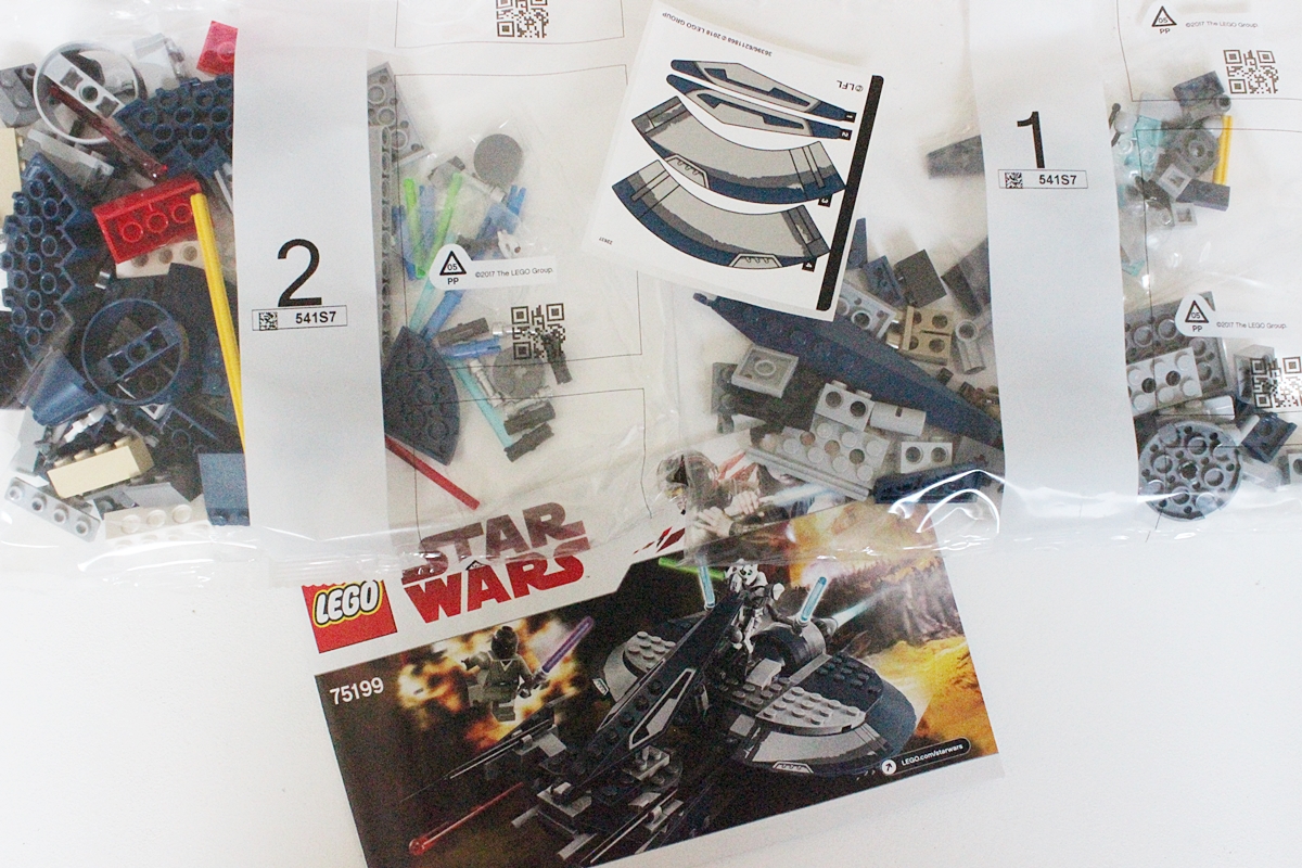 obsah kabelky číslo 1 a 2 lego 75199
